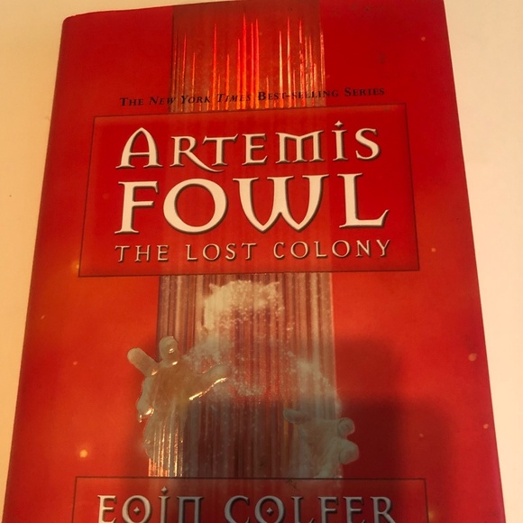 Artemis Fowl book 5 - The Lost Colony by Eoin  Colfer - first edition hardcover - Picture 2 of 7